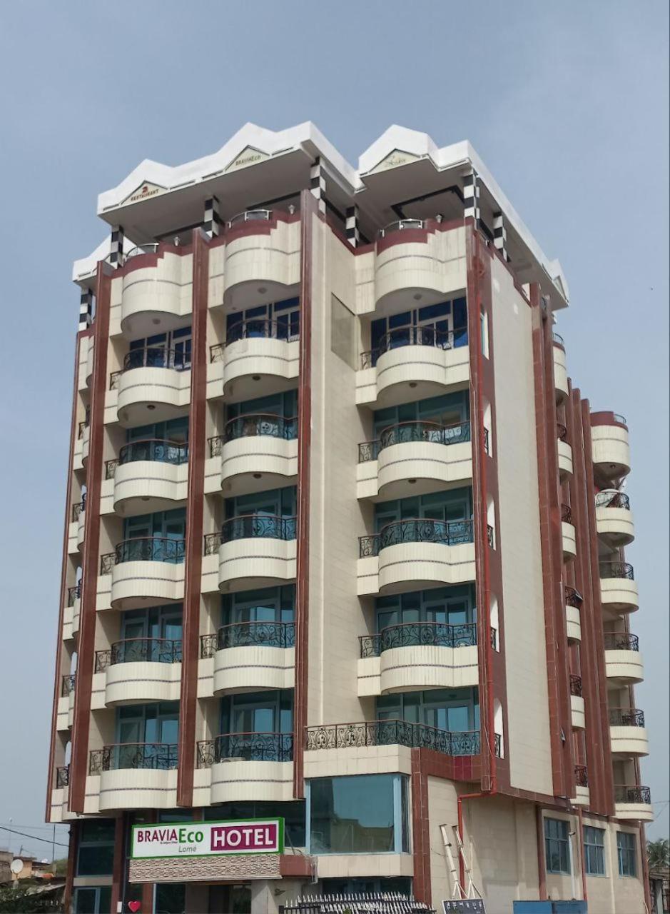 Bravia Eco Hotel Ломе Екстериор снимка